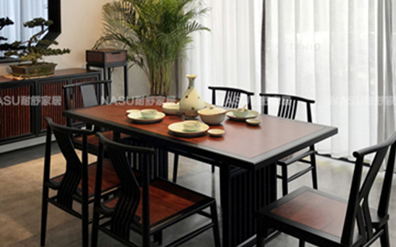 新中式长方形餐桌